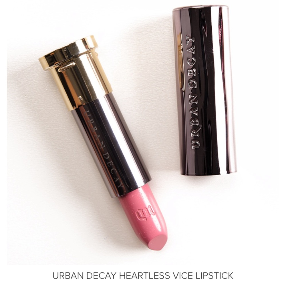 Urban Decay Heartless lipstick